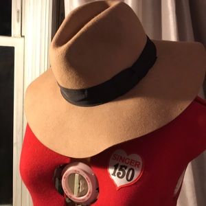 Beige wool floppy hat with brown ribbon